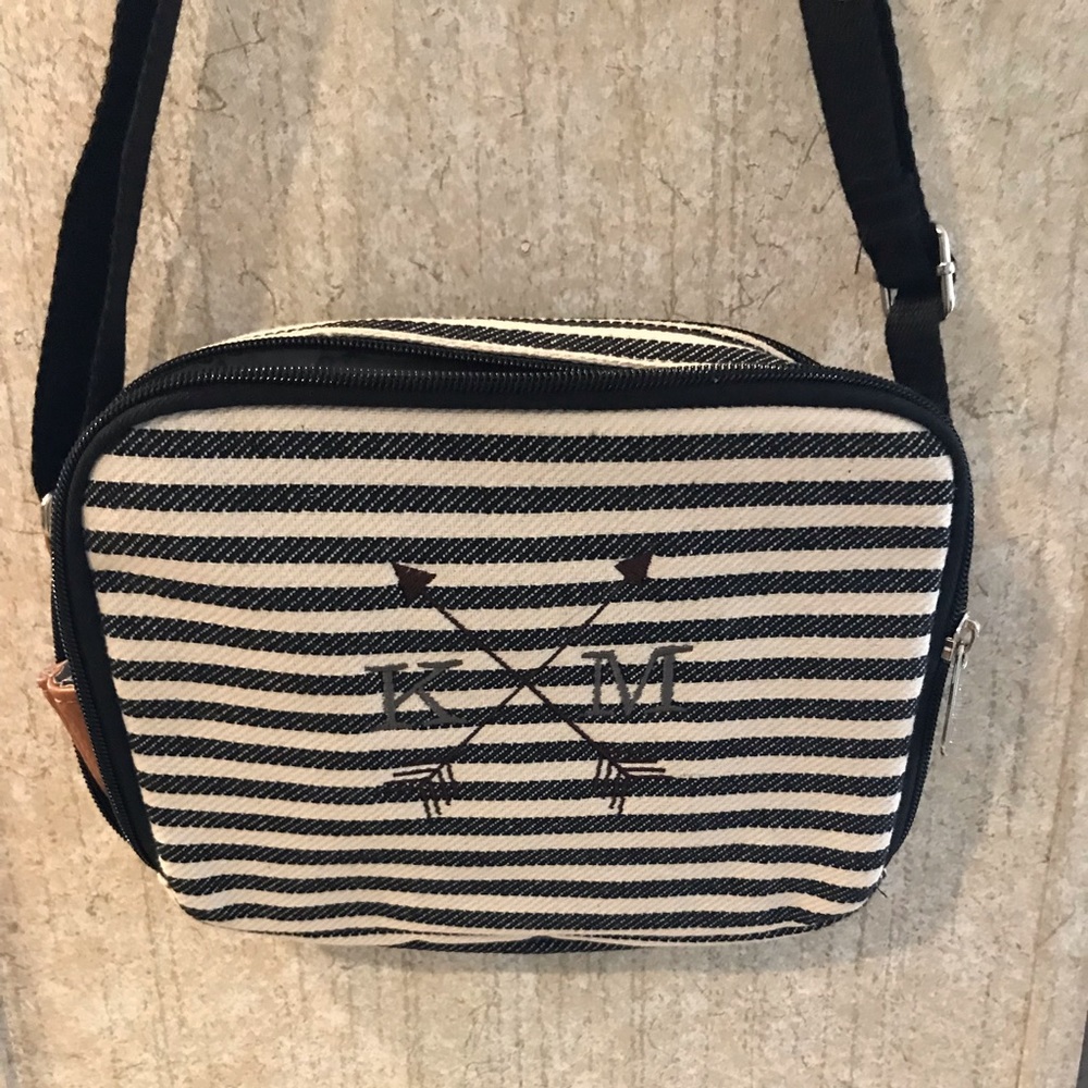 Thirty One crossbody